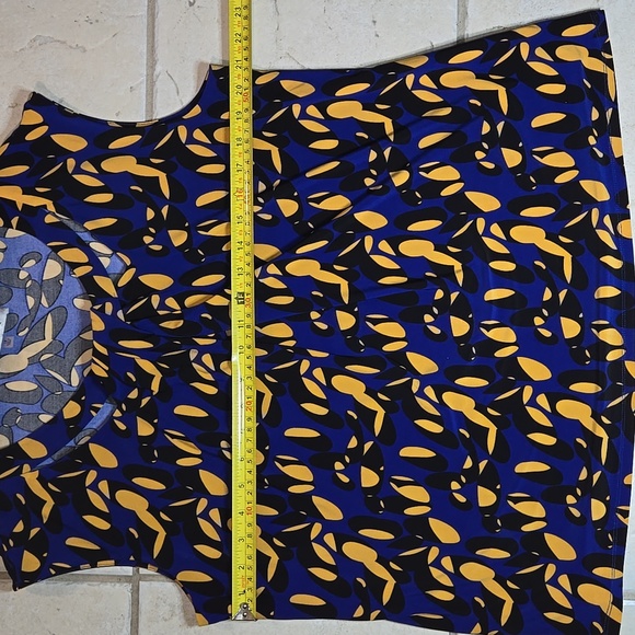 Kasper Blue and Yellow Abstract Blouse - Picture 4 of 6